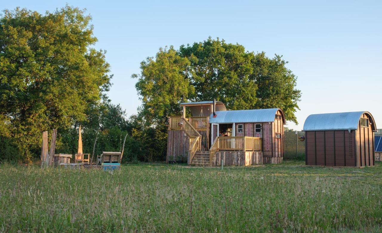 Get Away Hide Away Villa Dereham Eksteriør bilde